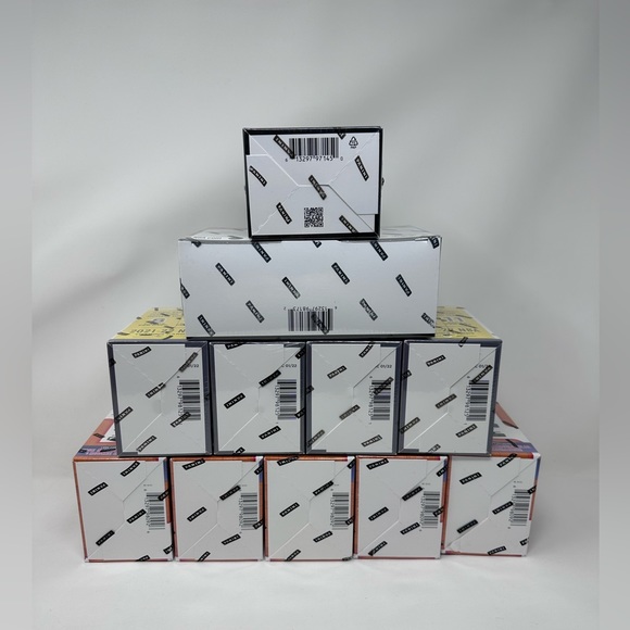 2021-22 NBA Panini Mixed Lot - Picture 11 of 12